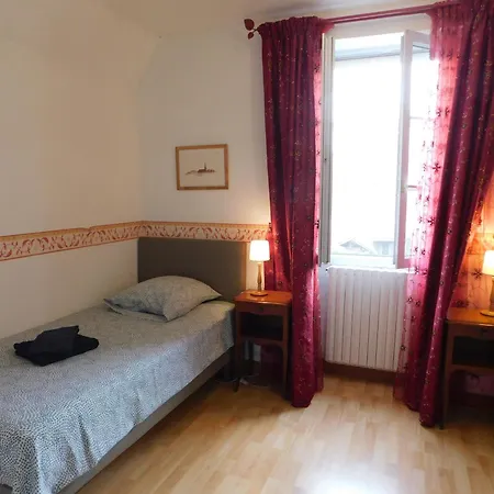 Maison Dans La Cite Medievale De 多姆