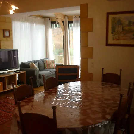 Holiday home Maison Dans La Cite Medievale De *