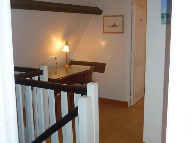 Maison Dans La Cite Medievale De بيت للعطل